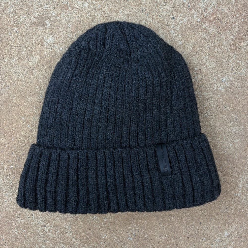 Ben Sherman Beanie Hat Winter Charcoal Dark Grey Heavy Rib Knit Logo Cuffed Cap